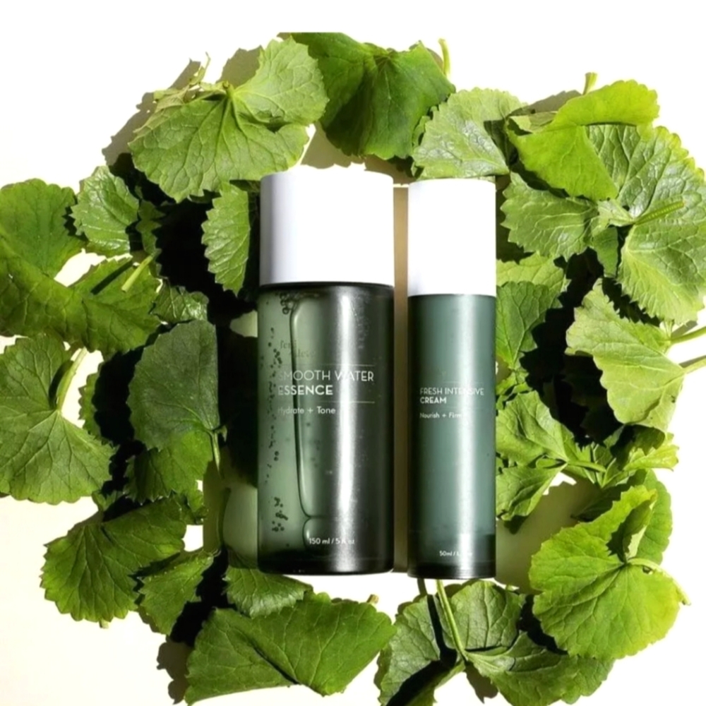 Feuillete Smooth Water Essence Toner & Face Cream